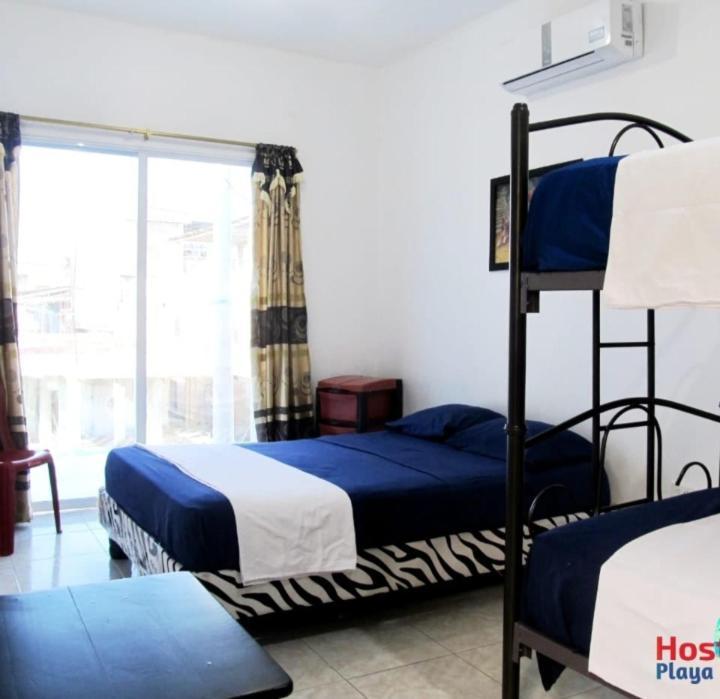 Hostal Playa Imperial 만타 외부 사진
